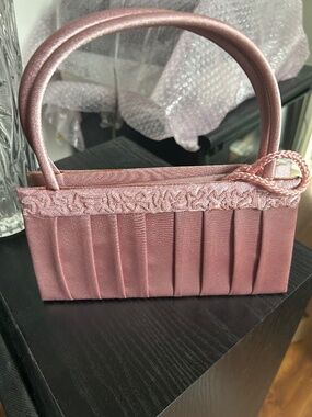 Women’s handbag